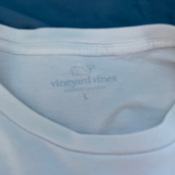 T shirt - Picture 2 of 3